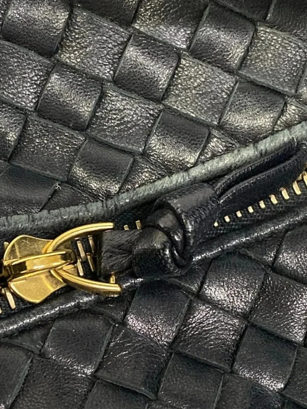 BOTTEGA VENETA Intrecciato  Black Leather Handbag